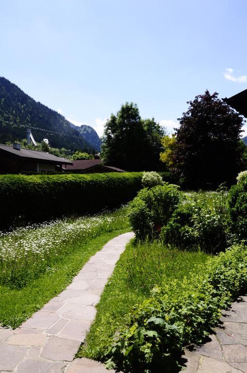 Hotel Garni Liberia Oberstdorf Bagian luar foto