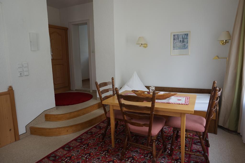 Hotel Garni Liberia Oberstdorf Bagian luar foto
